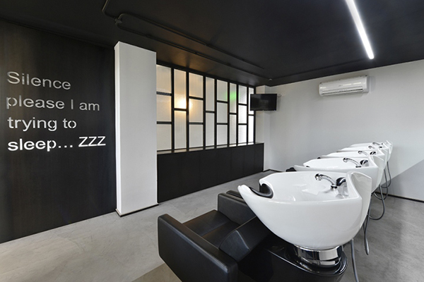 卓創裝飾-在合肥美發店裝修設計成這樣一定受歡迎!