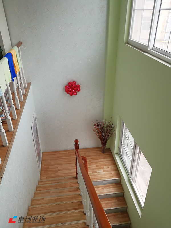 美容院裝修用什么顏色的墻紙好？