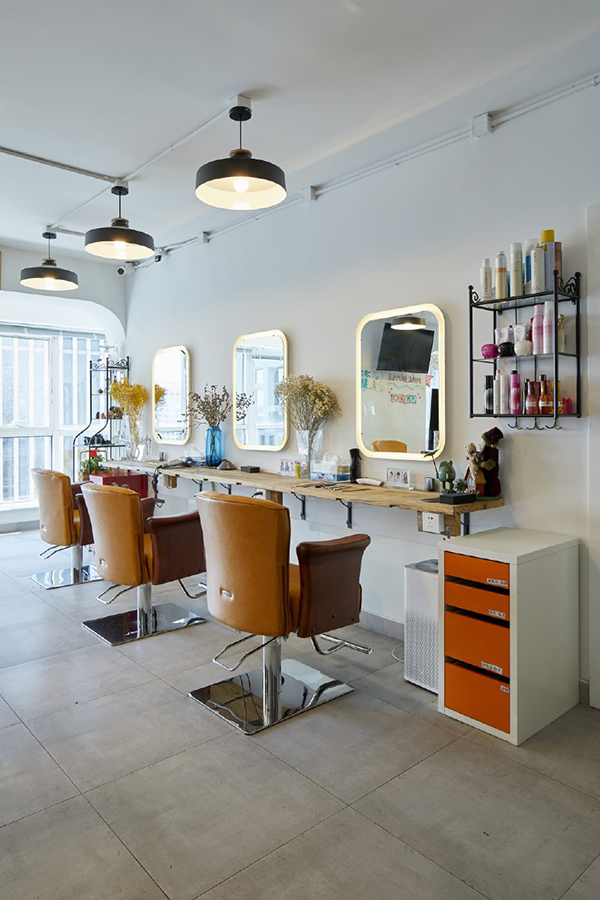 美發加盟店室內裝修